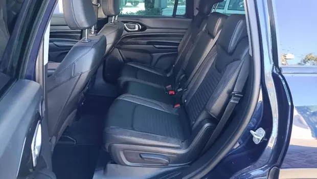 Jeep COMMANDER 1.3 T270 TURBO FLEX LIMITED AT6