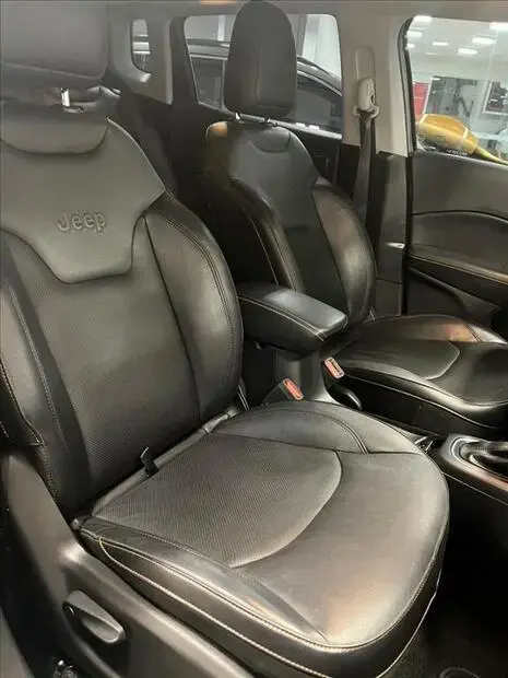 Jeep COMPASS 2.0 16V DIESEL LONGITUDE 4X4 AUTOMÁTICO