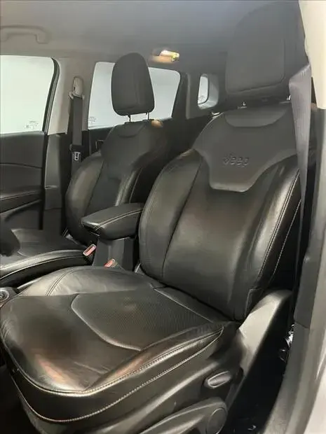 Jeep COMPASS 2.0 16V DIESEL LONGITUDE 4X4 AUTOMÁTICO