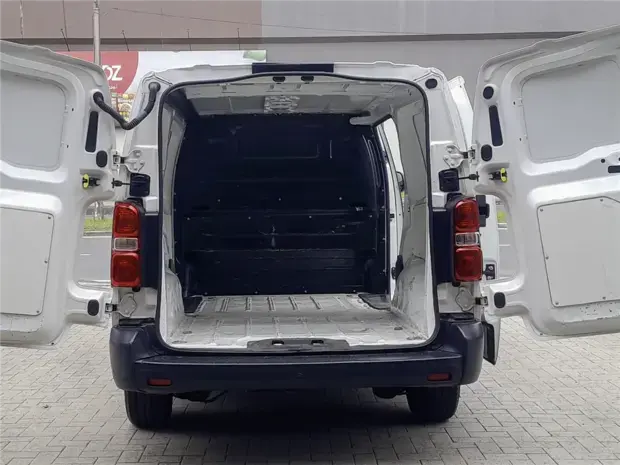 Fiat SCUDO 1.5 BLUEHDI DIESEL CARGO MANUAL