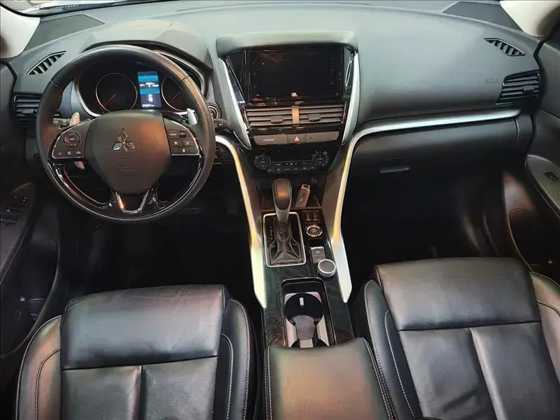 galeria ECLIPSE CROSS