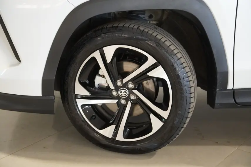 galeria YARIS CROSS