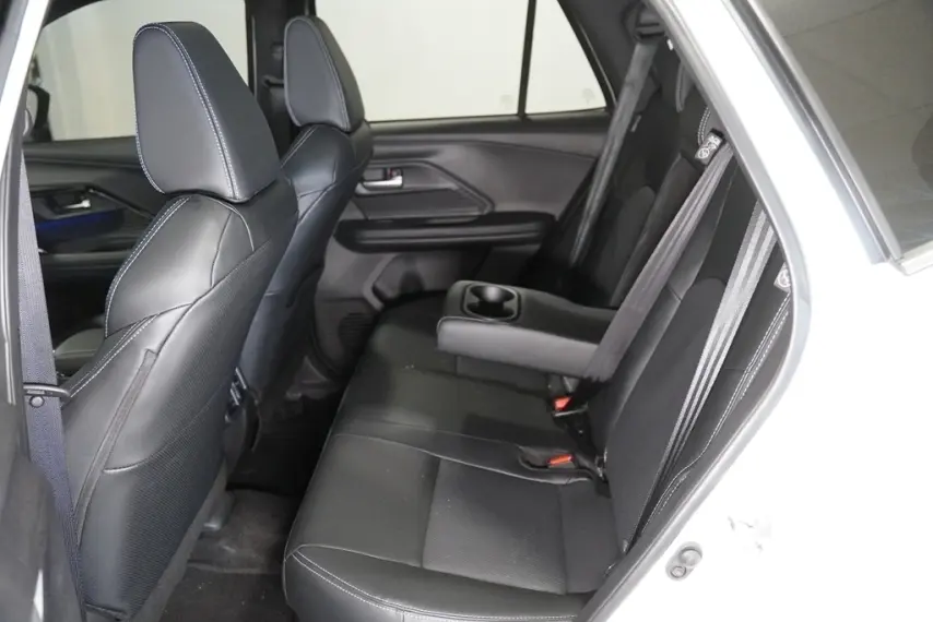 galeria YARIS CROSS