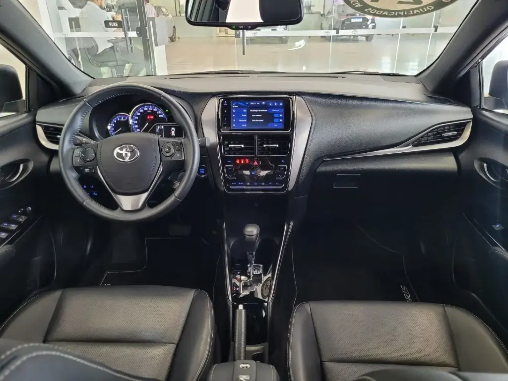 galeria YARIS