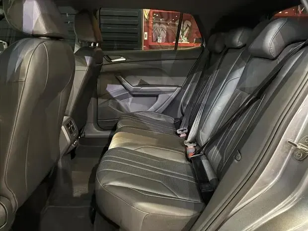 Volkswagen T-CROSS 1.4 250 TSI TOTAL FLEX HIGHLINE AUTOMÁTICO