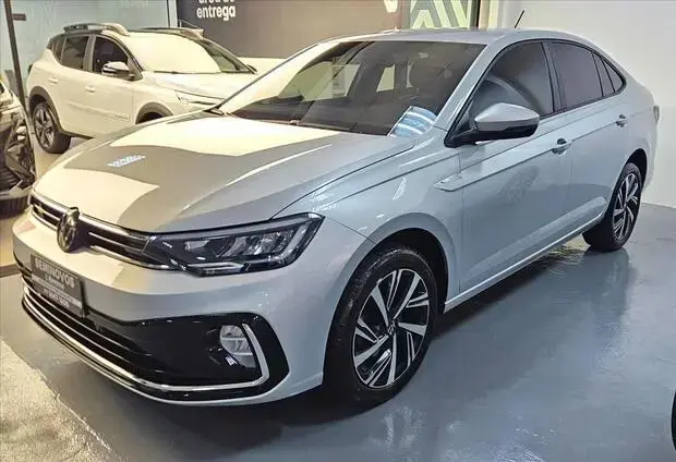 Volkswagen VIRTUS 1.0 200 TSI HIGHLINE AUTOMÁTICO