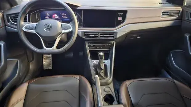 Volkswagen VIRTUS 1.0 200 TSI HIGHLINE AUTOMÁTICO