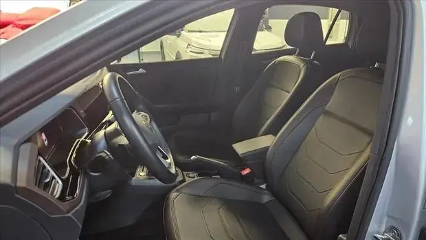 Volkswagen VIRTUS 1.0 200 TSI HIGHLINE AUTOMÁTICO