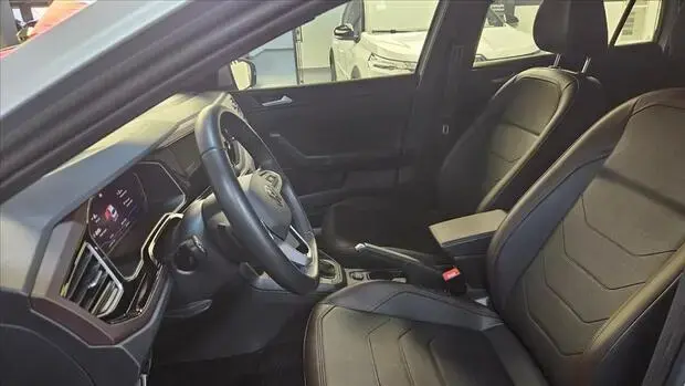 Volkswagen VIRTUS 1.0 200 TSI HIGHLINE AUTOMÁTICO