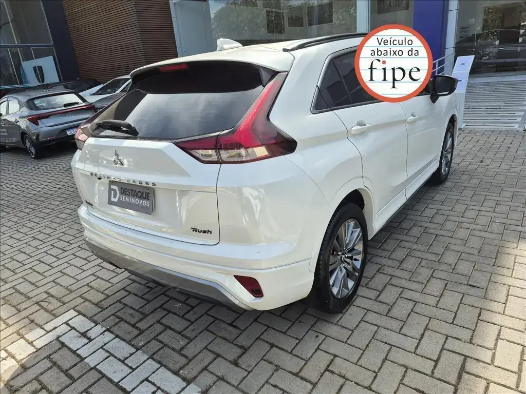 galeria ECLIPSE CROSS