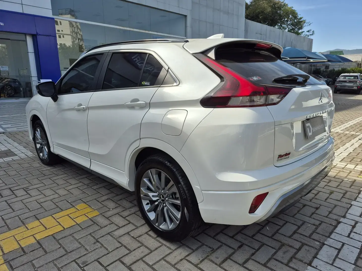 galeria ECLIPSE CROSS