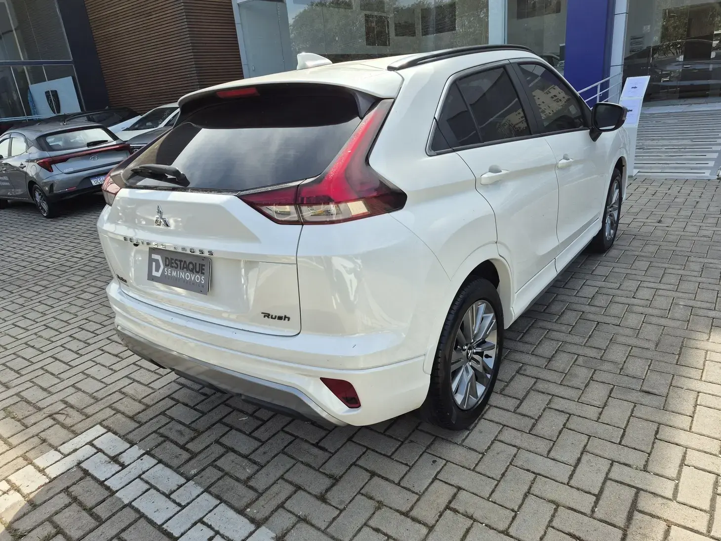 galeria ECLIPSE CROSS