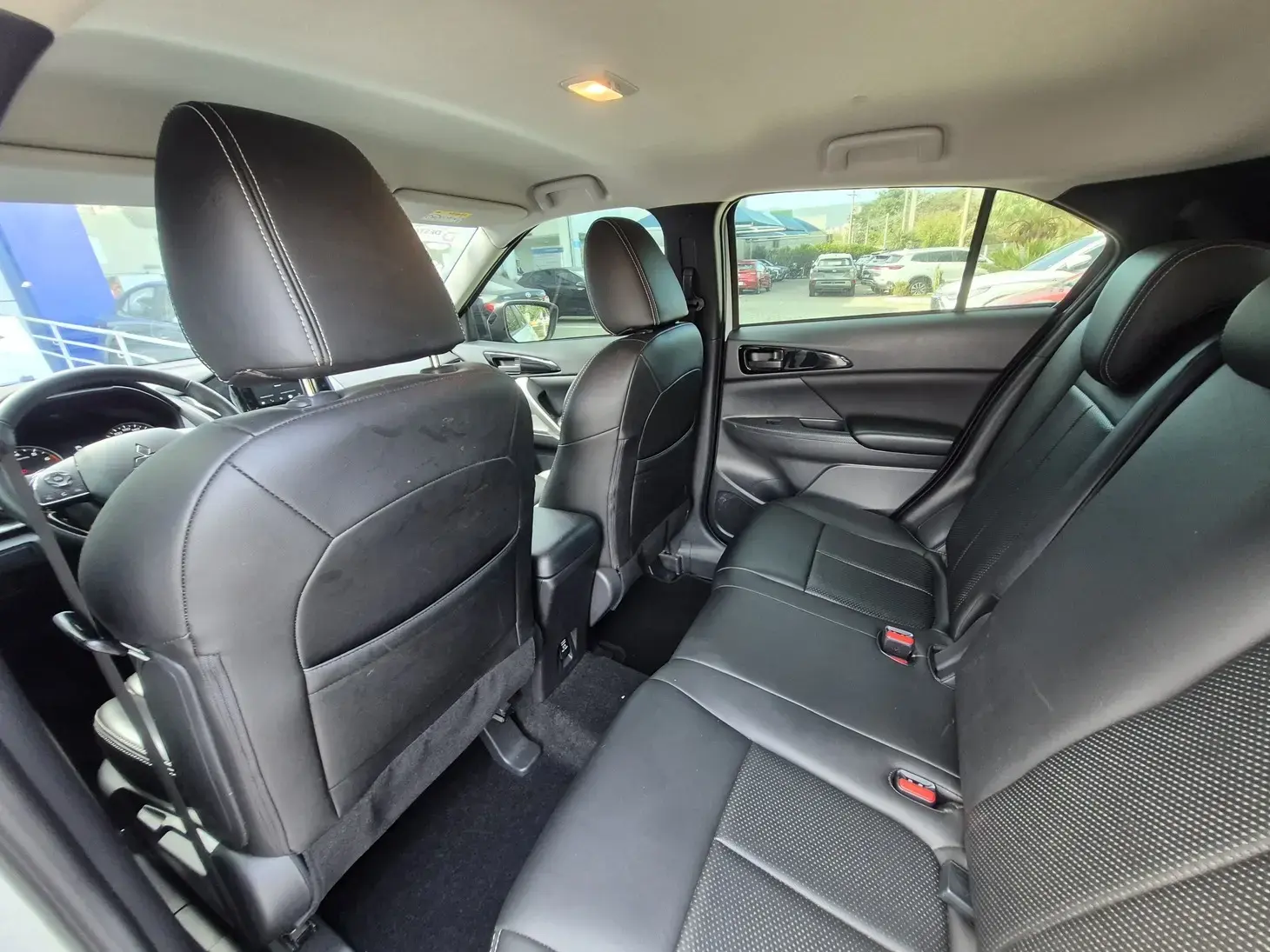 galeria ECLIPSE CROSS