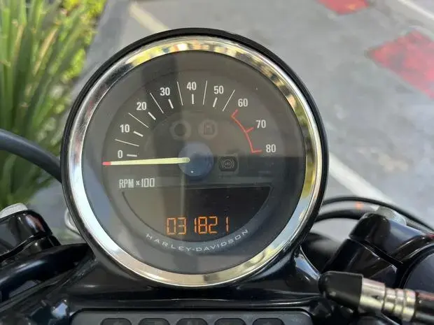 Harley Davidson Sportster 1200 Roadster