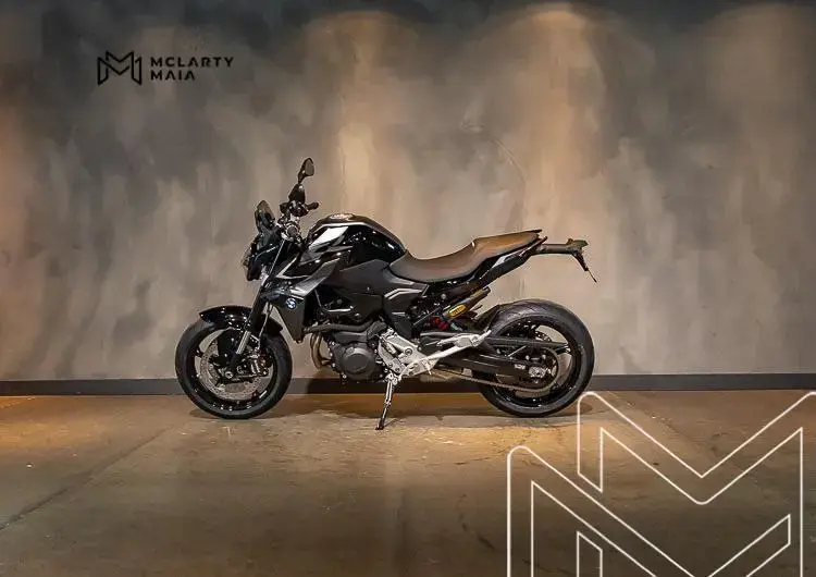 galeria F 900