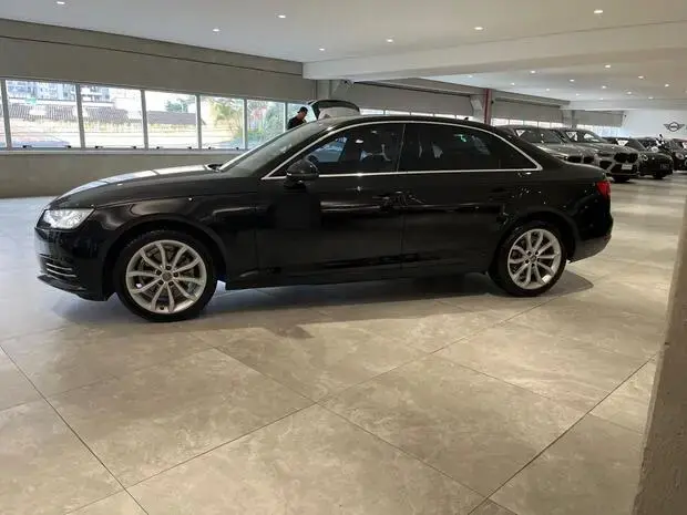 Audi A4 2.0 TFSI Ambiente S Tronic