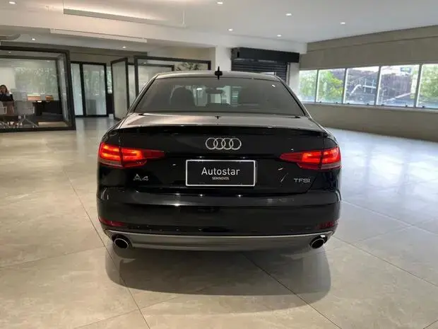 Audi A4 2.0 TFSI Ambiente S Tronic