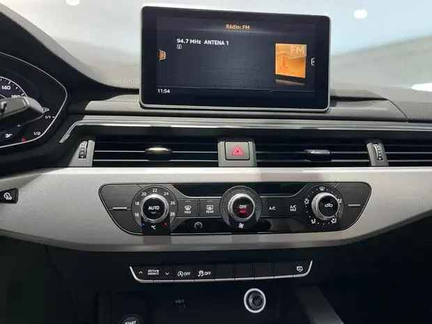 Audi A4 2.0 TFSI Ambiente S Tronic