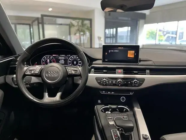 Audi A4 2.0 TFSI Ambiente S Tronic