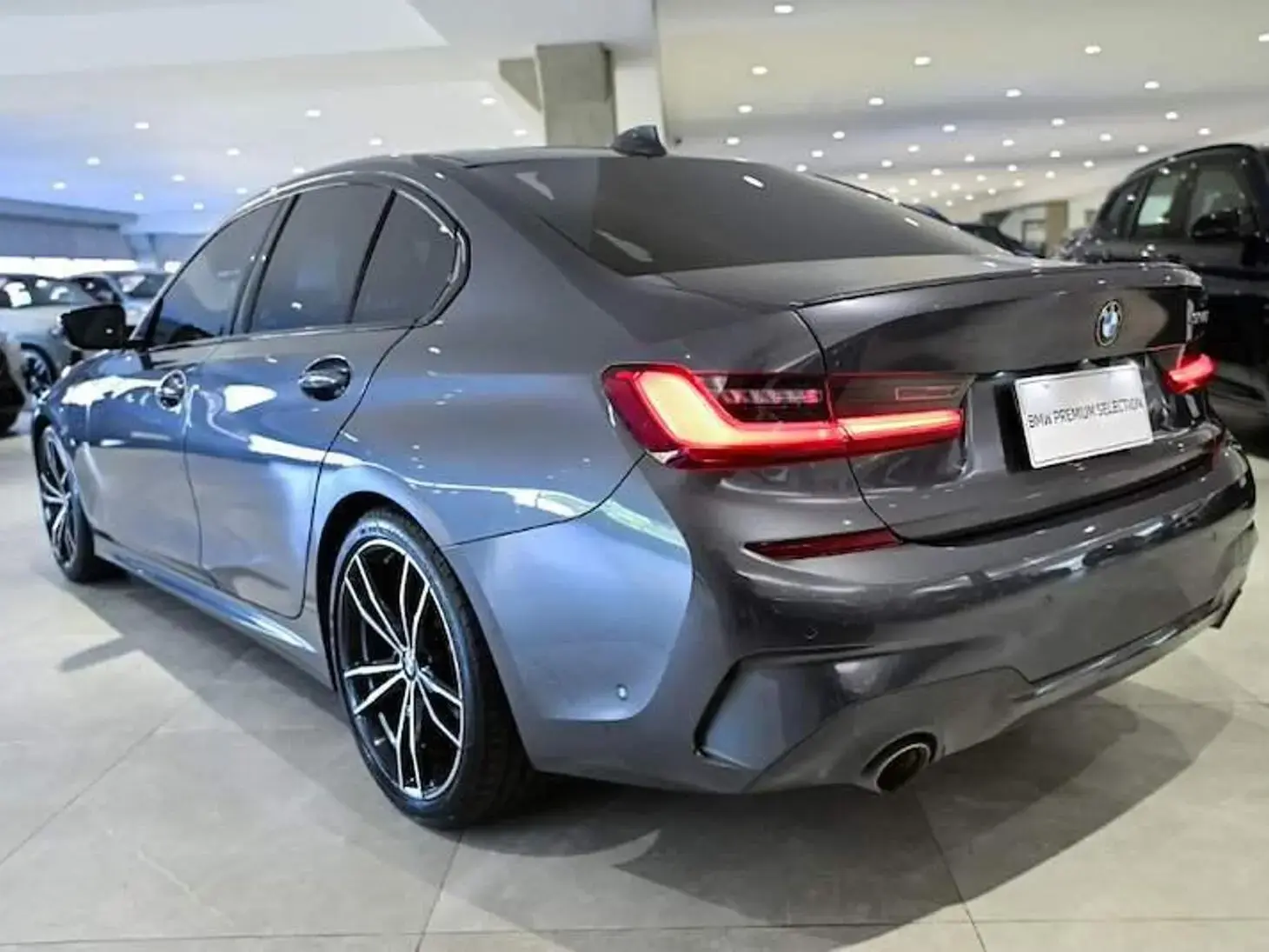 galeria 330i