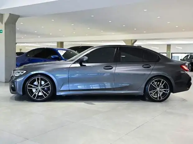 Bmw 330i 2.0 M Sport AT