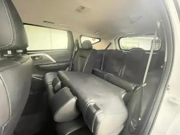 Mitsubishi Pajero Sport HPE 2.4