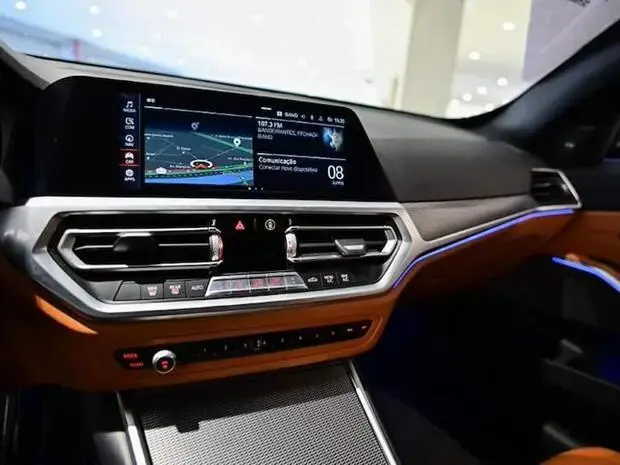 Bmw 330i 2.0 M Sport AT