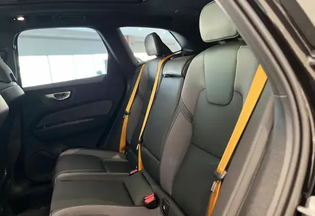 Volvo XC60 Polestar Engineered PHEV