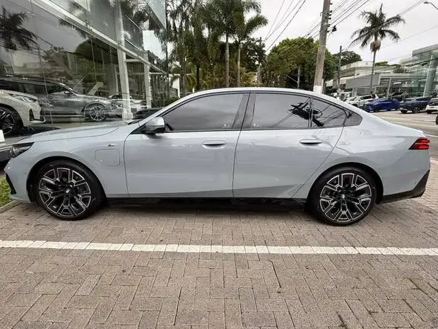 Bmw 530e M Sport 2.0 Turbo (Aut.) (Híb.)