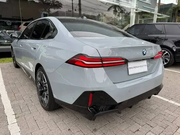 Bmw 530e M Sport 2.0 Turbo (Aut.) (Híb.)