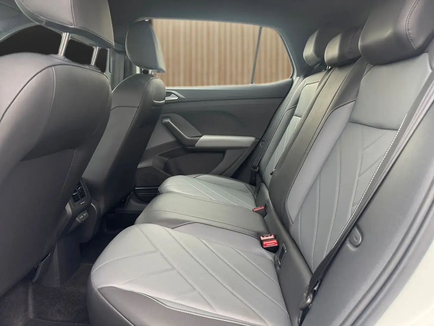 galeria T-Cross Comfor. 200 TSI 1.0 Flex 5p Aut.