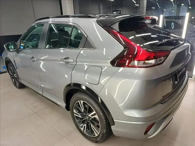 galeria ECLIPSE CROSS