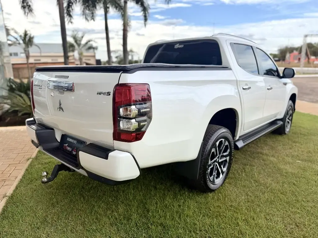 galeria L200 TRITON