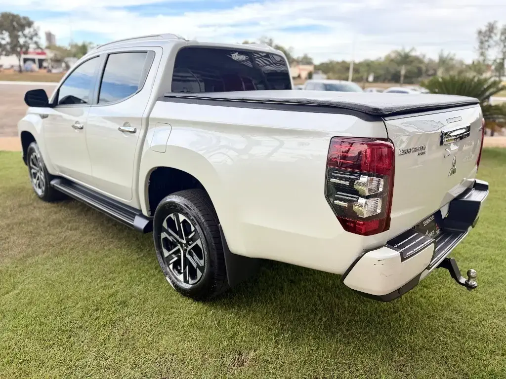 galeria L200 TRITON