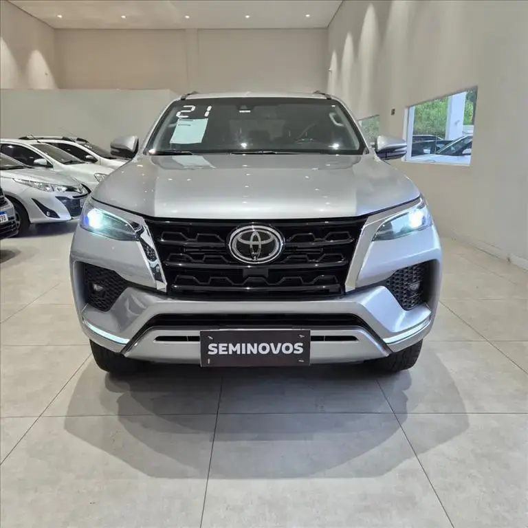 galeria HILUX