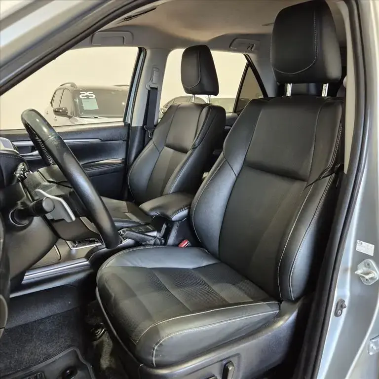 galeria HILUX