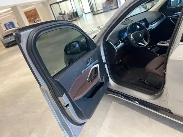Bmw iX1 eDrive20 X Line (Aut.) (Elétrico)
