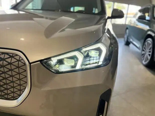 Bmw iX1 eDrive20 X Line (Aut.) (Elétrico)