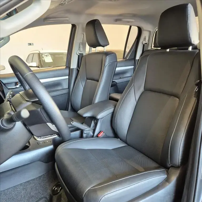 galeria HILUX