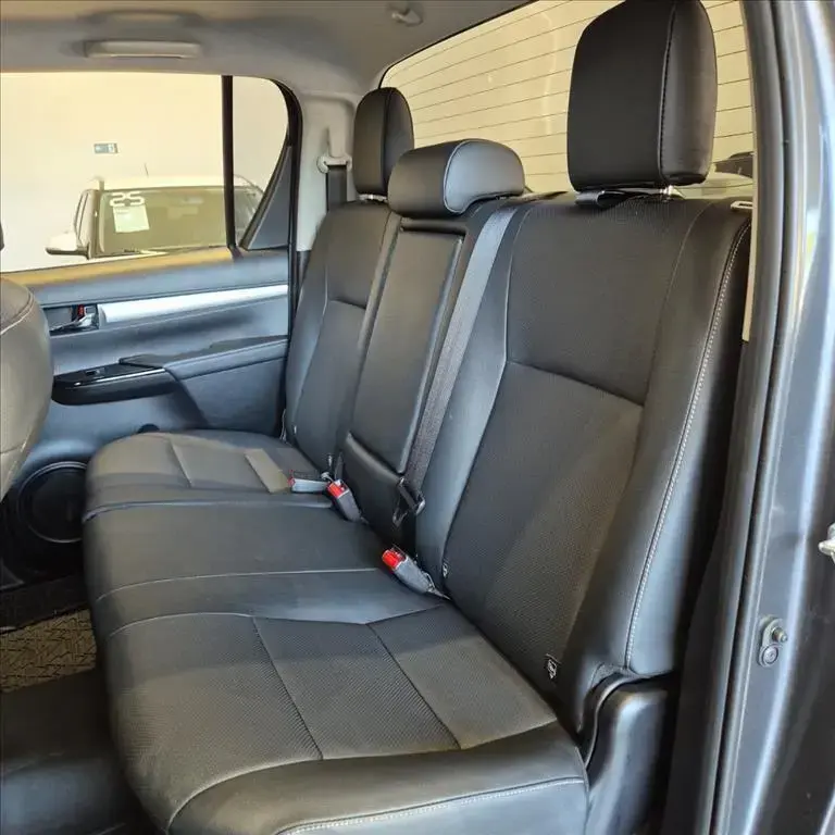 galeria HILUX