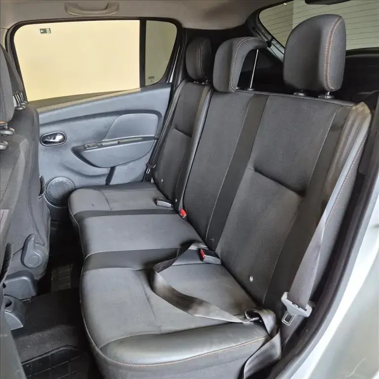 galeria SANDERO