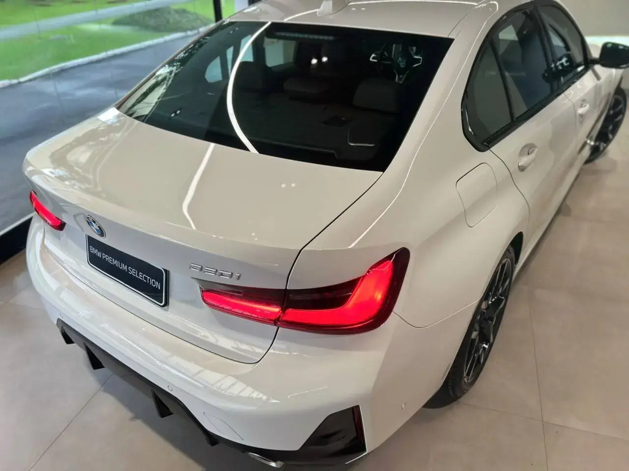 galeria 320i