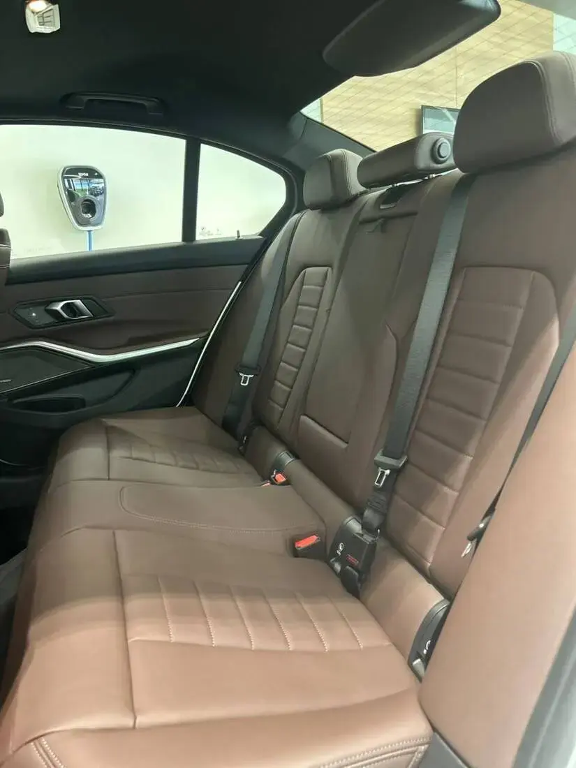 galeria 320i
