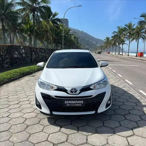Toyota YARIS 1.5 16V FLEX XS CONNECT MULTIDRIVE
