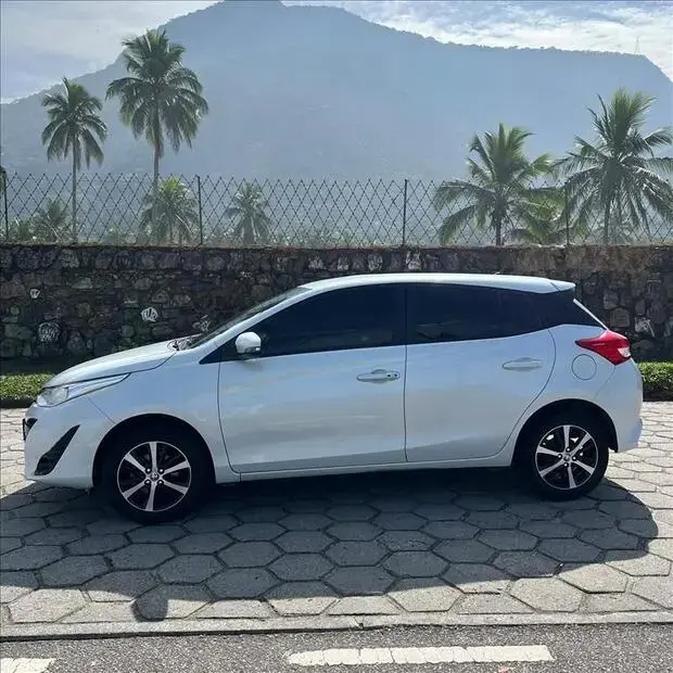 Toyota YARIS 1.5 16V FLEX XS CONNECT MULTIDRIVE