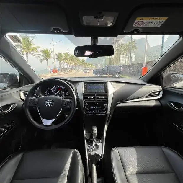 Toyota YARIS 1.5 16V FLEX XS CONNECT MULTIDRIVE