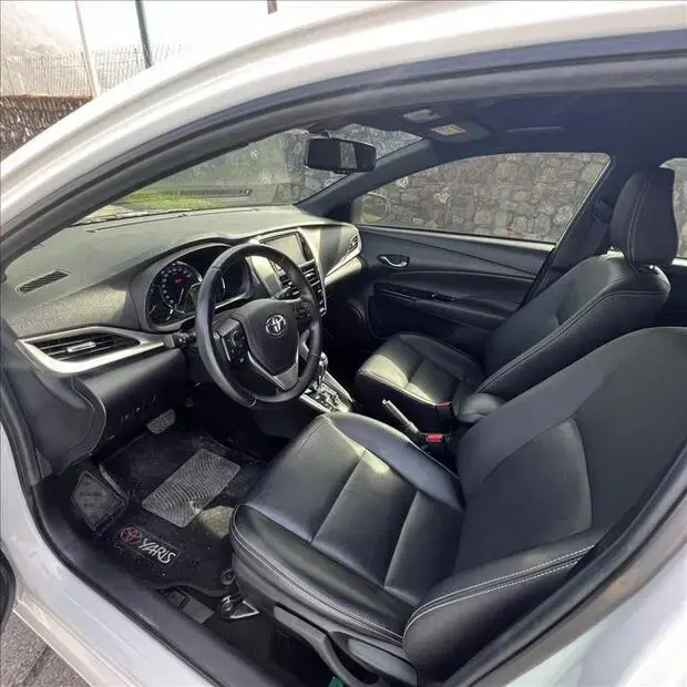 Toyota YARIS 1.5 16V FLEX XS CONNECT MULTIDRIVE