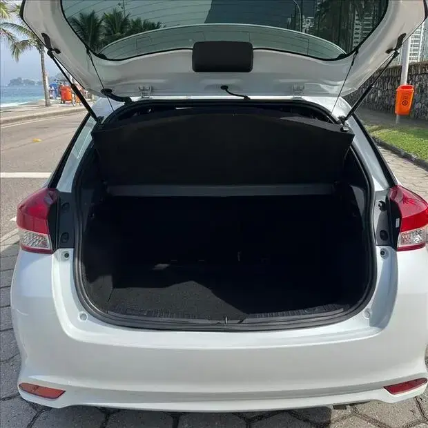 Toyota YARIS 1.5 16V FLEX XS CONNECT MULTIDRIVE