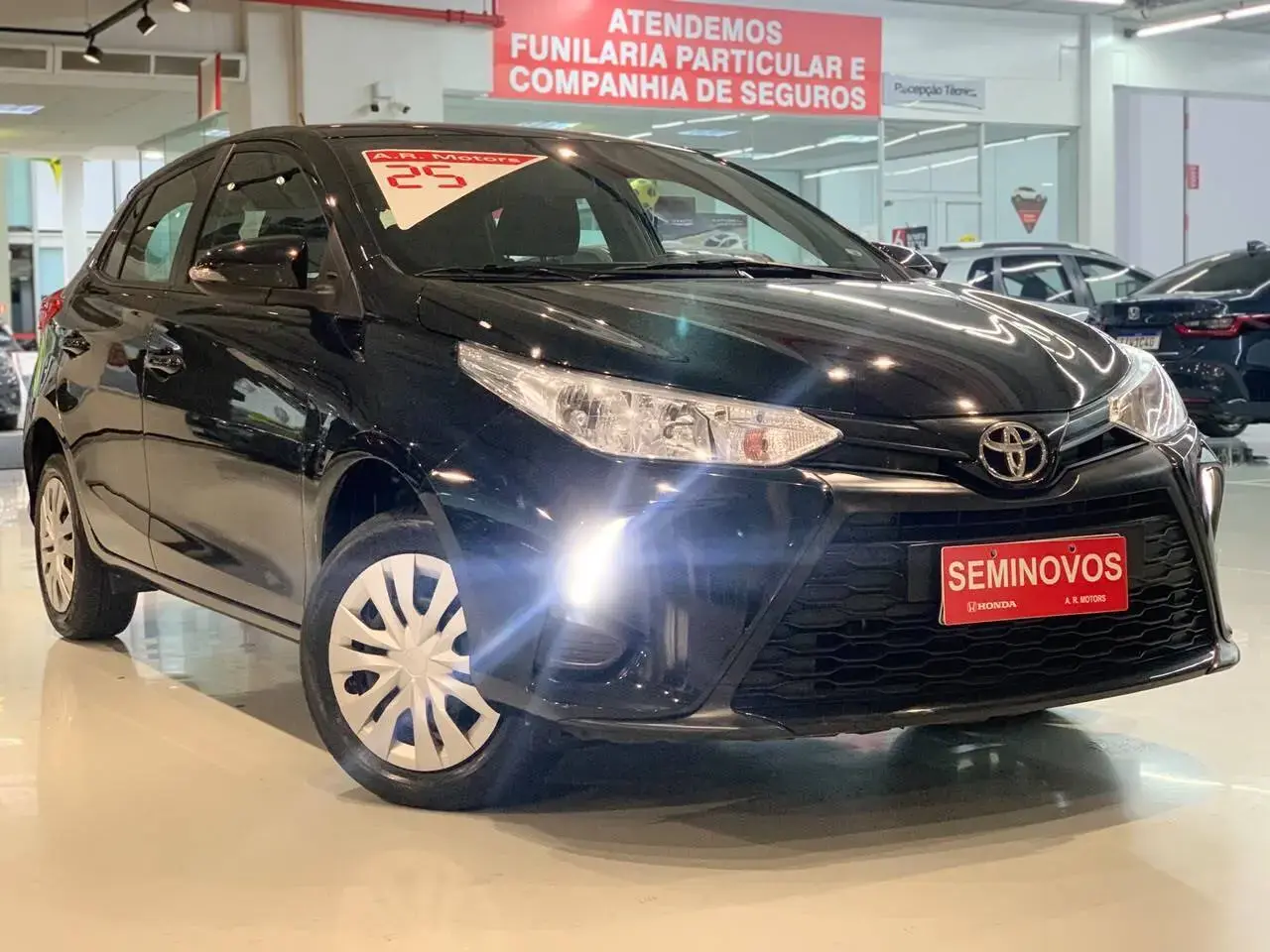 galeria Yaris