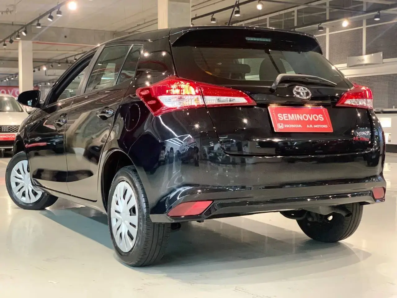 galeria Yaris